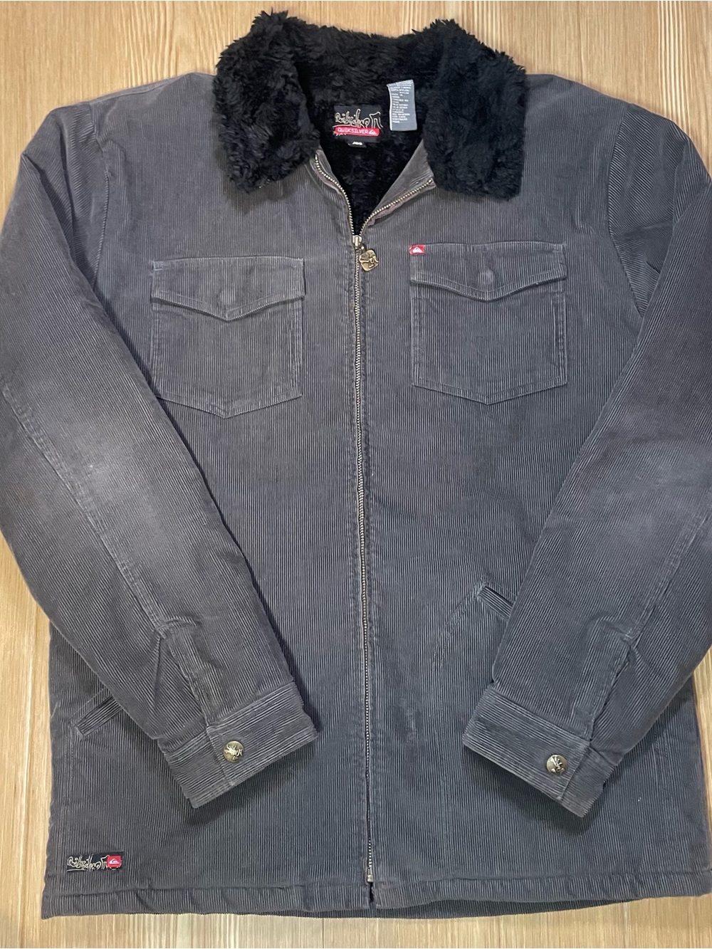 Vintage Y2K Quiksilver Corduroy Sherpa Lined Zip Jacket Charcoal Grey medium